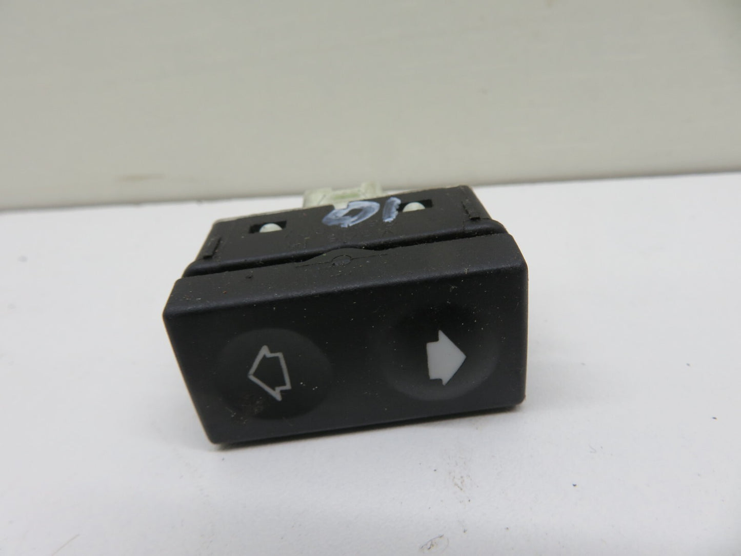 BMW E36 3 SERIES REAR WINDOW SWITCH 1991-1998 17**-10
