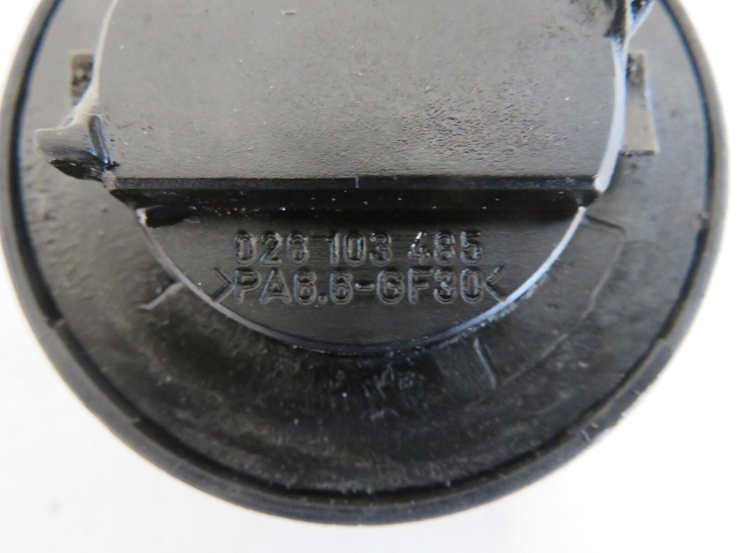 AUDI A8 D2 ENGINE OIL CAP 1998-2002 A1636-19