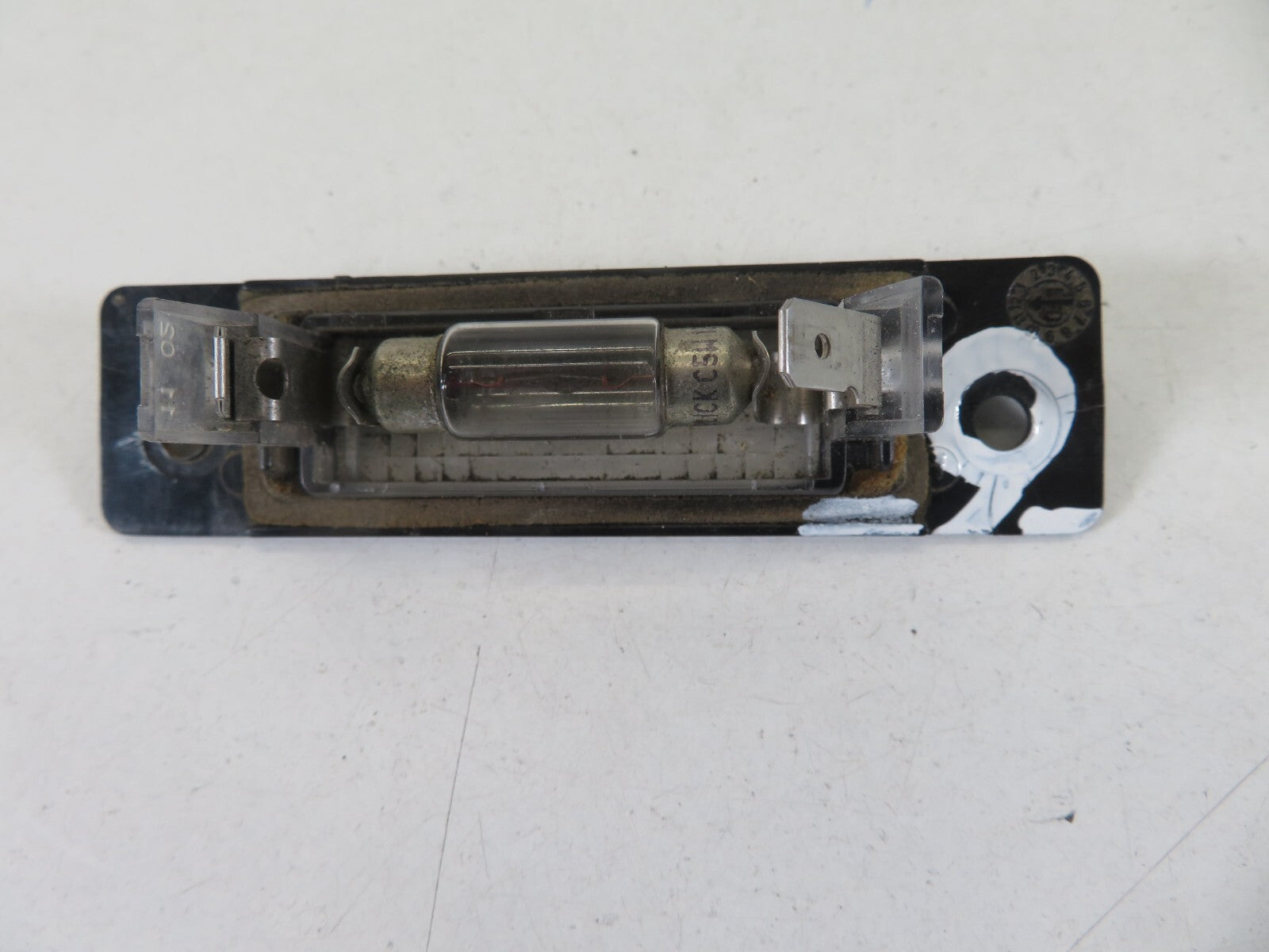 AUDI A8 D2 REAR NUMBER PLATE LIGHT 4D0943021 1994-2003 A1344-9