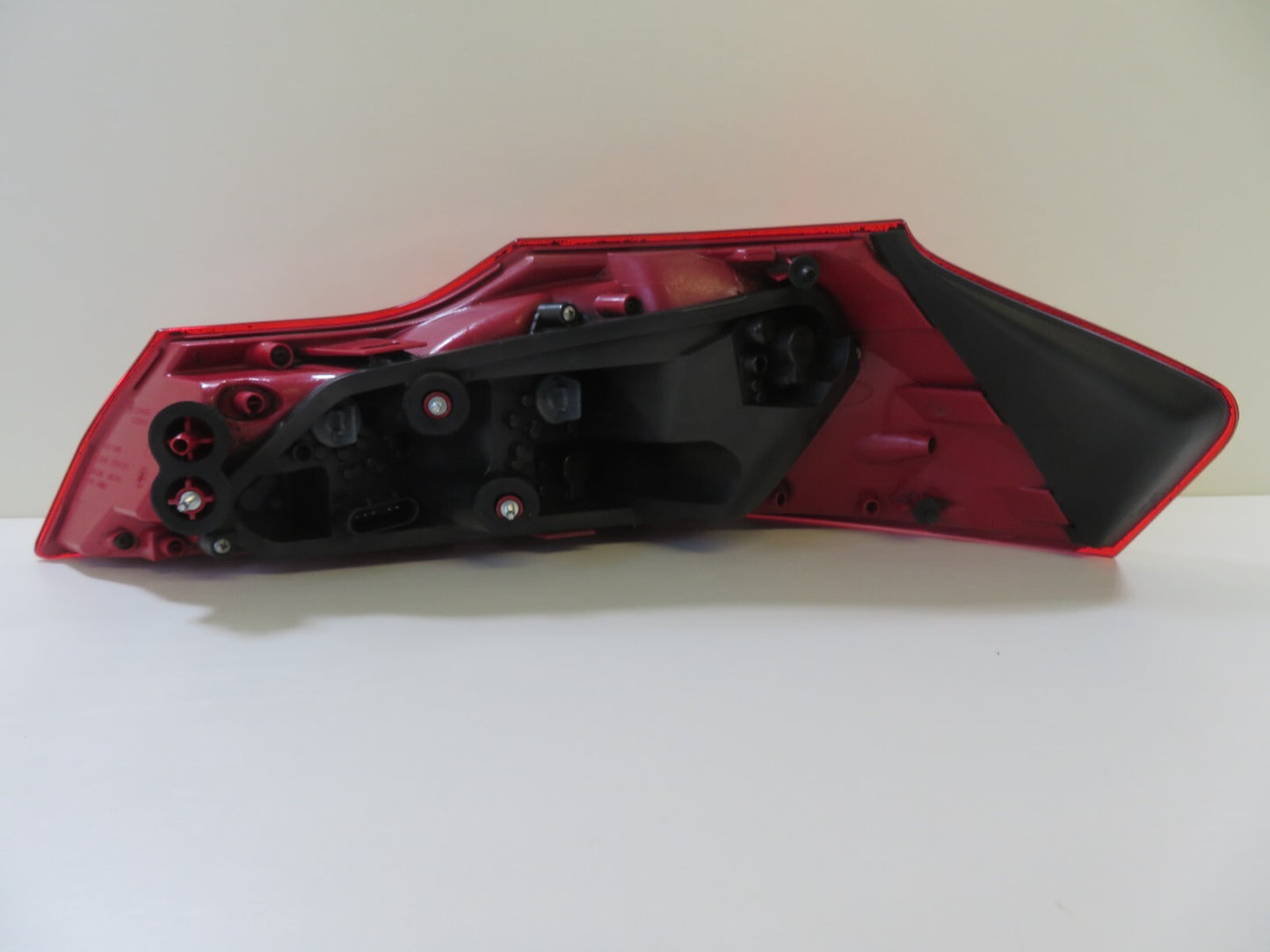 VAUXHALL INSIGNIA ESTATE NSR PASSENGER TAIL LIGHT 13277877 2008-2013 OSBK1731