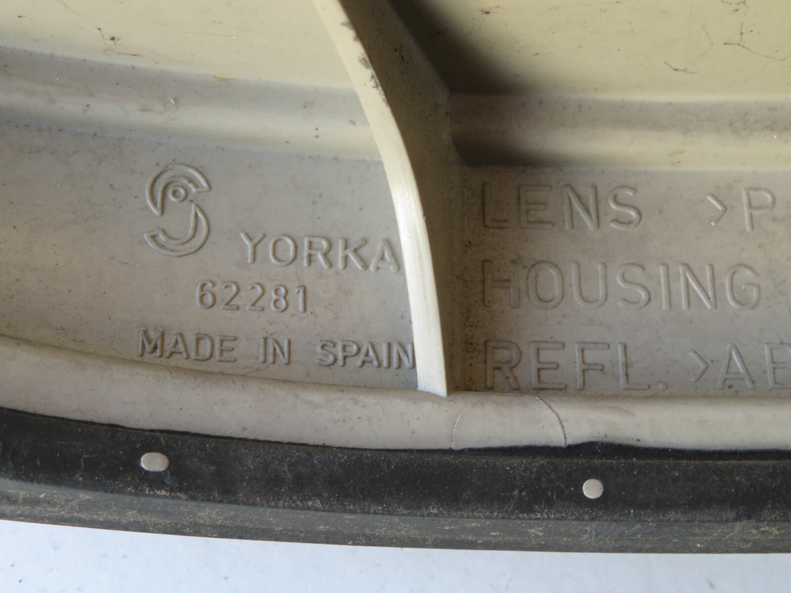 VAUXHALL ZAFIRA A OS REAR TAIL LIGHT 1999-2005 BK1518