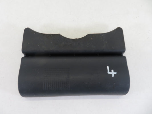 BMW MINI ONE CONVERTIBLE R52 CENTER CONSOLE RUBBER INSERT 2004-2006 A2018-4