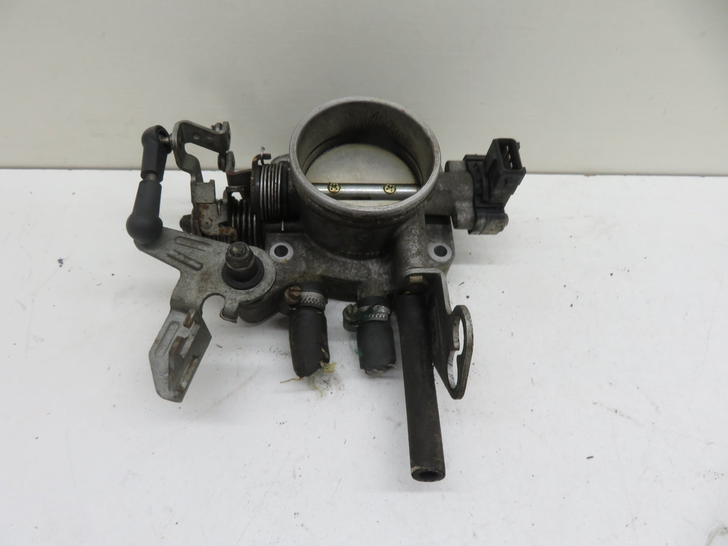 BMW E36 320I THROTTLE BODY 1748094 1990-1999