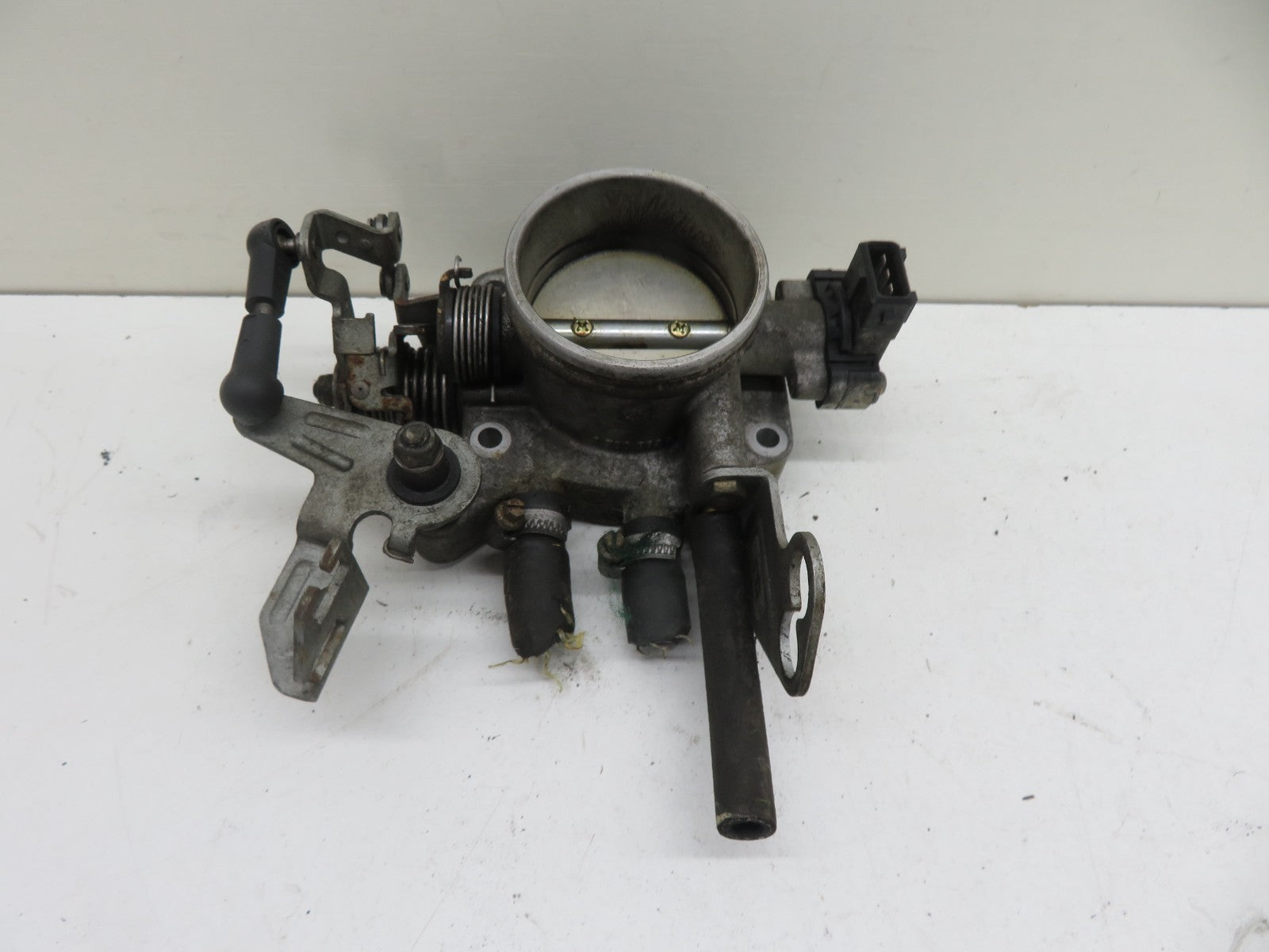 BMW E36 320I THROTTLE BODY 1748094 1990-1999