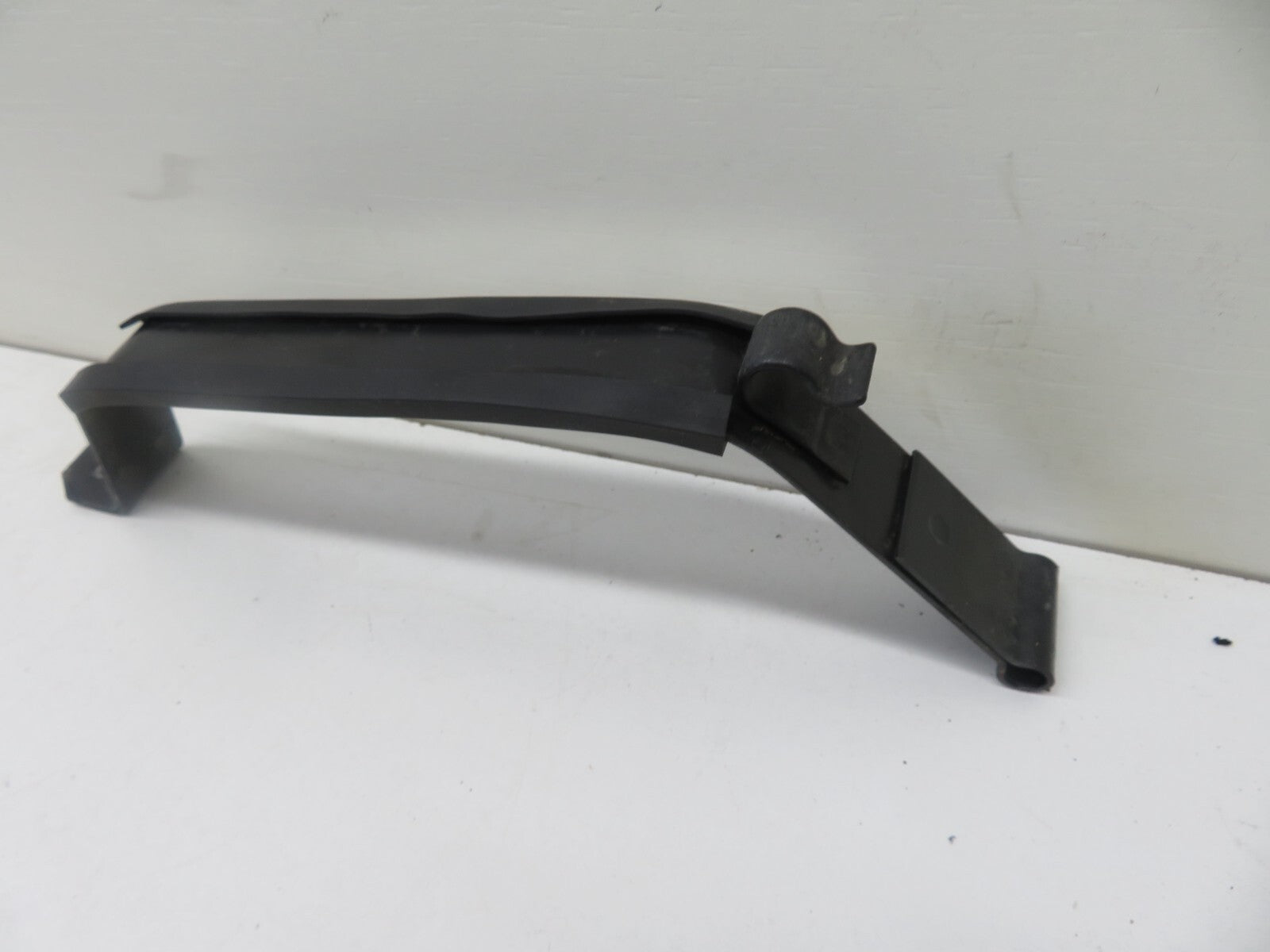 TOYOTA MR2 MK2 SW20 FUEL TANK STRAP BRACKET 1990-1999 REF2121-7