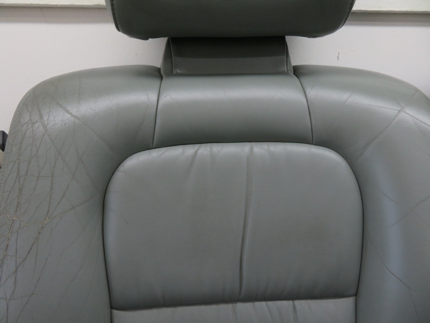 TOYOTA LEXUS SOARER SC400 FRONT GREY LEATHER SEATS PAIR (SEE PHOTOS)  1991-1999