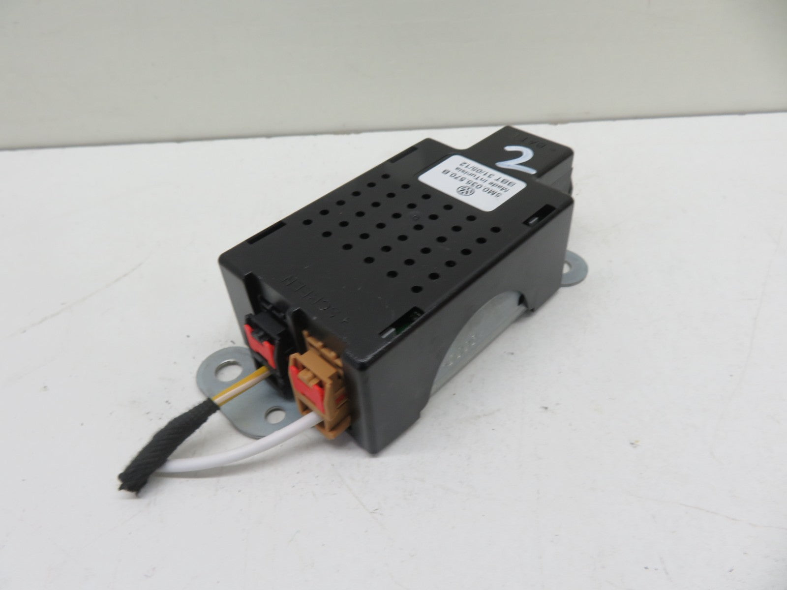 VW GOLF MK6 RADIO ANTENNA MODULE 5M0035570B 2009-2013 1546-2