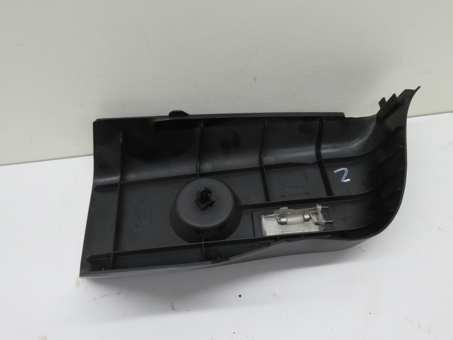 BMW E36 320 323 328 OS DRIVER REAR BOOT LIGHT COVER TRIM  1991-1998 1741-2