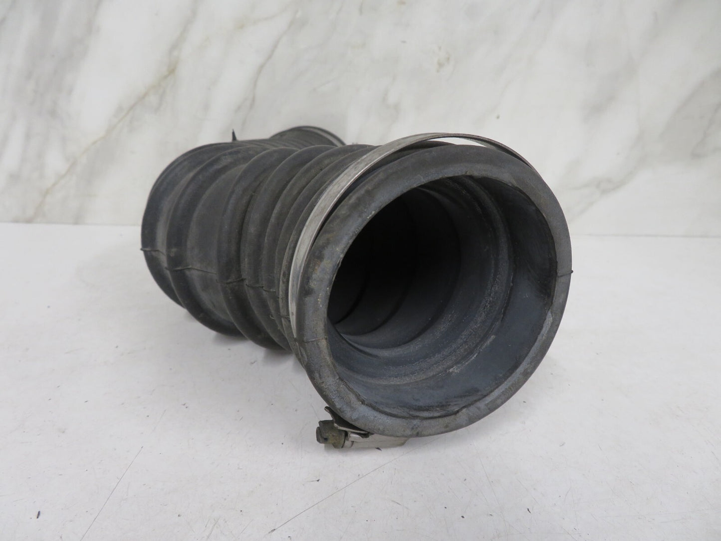 FORD PUMA AIR INTAKE PIPE 96MF-9C623-AE 1997-2002 1350-8