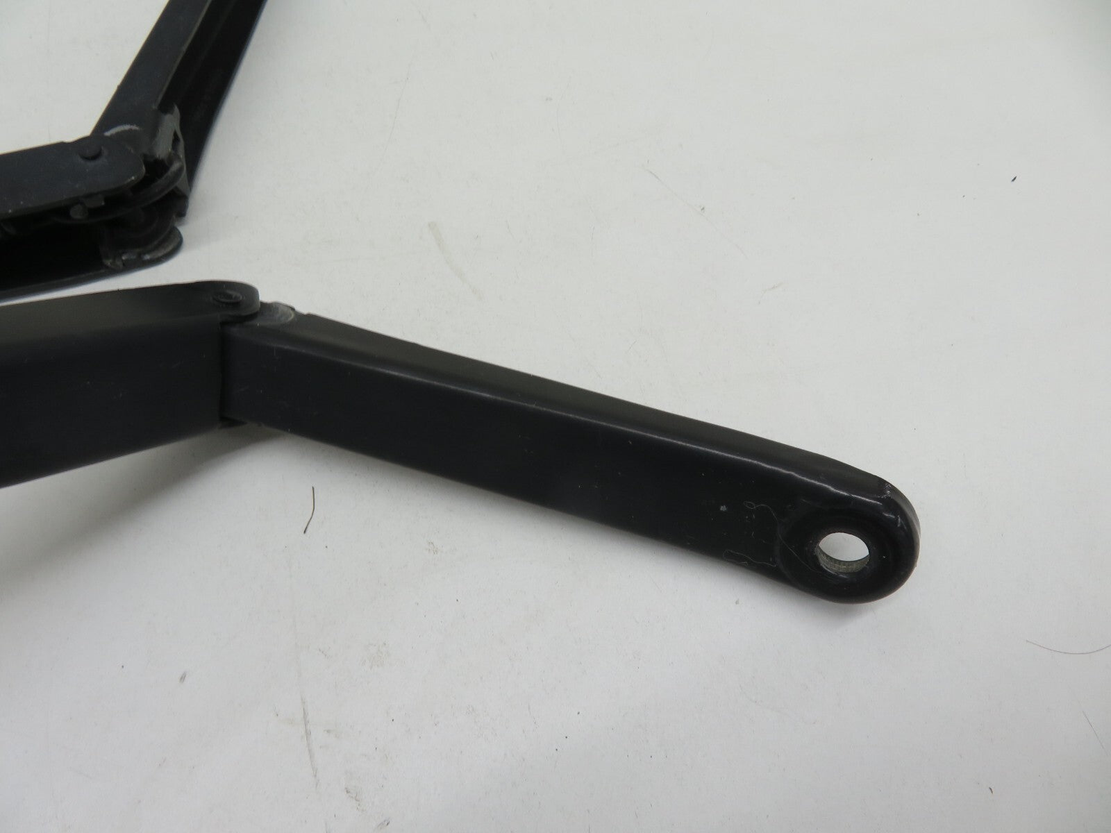 FORD FIESTA MK7 ST180 FRONT WIPER ARMS PAIR 2013-2017 1546-1