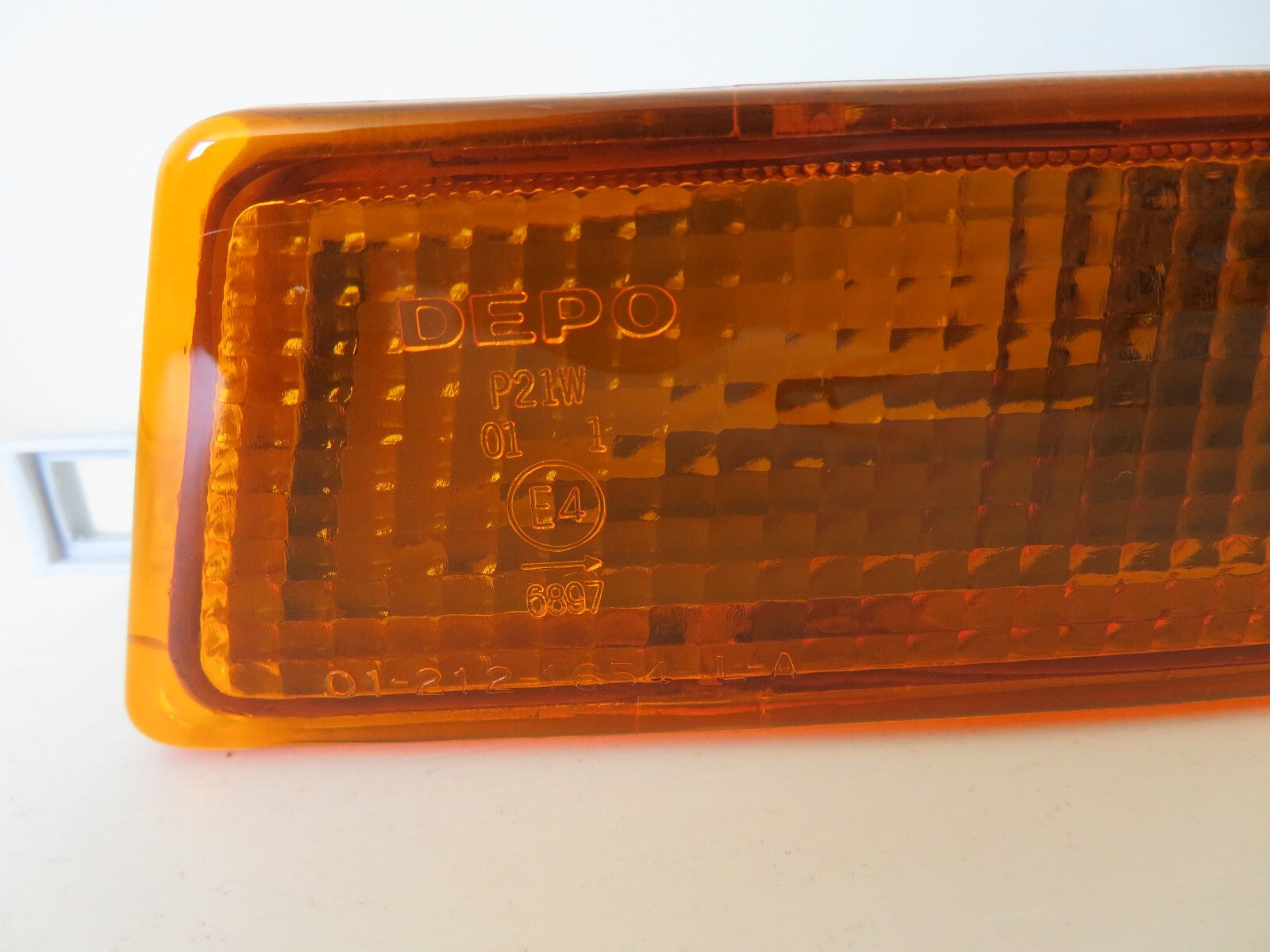 NS PASSENGER FRONT INDICATOR LIGHT FOR TOYOTA COROLLA 1992-1994 212-1654L-AE