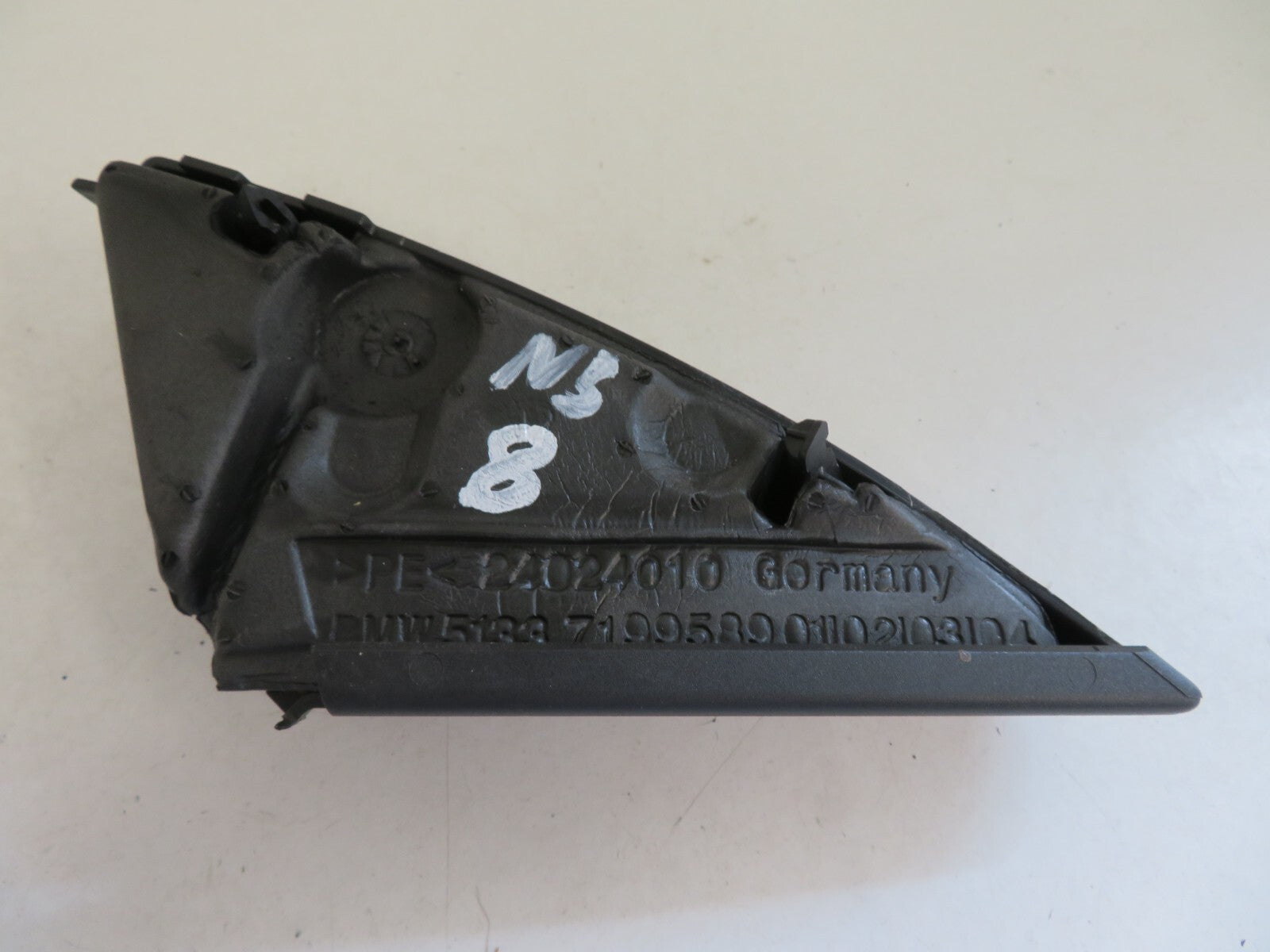 BMW 1 SERIES E88 NS INTERIOR QUARTER TRIM 7199589 2007-2013 A2056-8