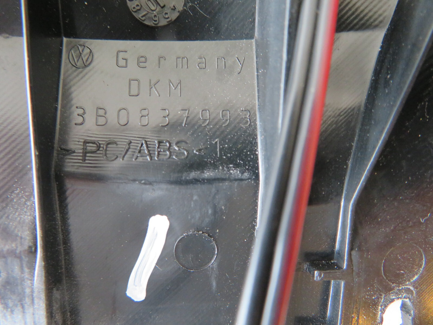 VOLKSWAGEN VW PASSAT B5.5 NS PASSENGER SIDE TWEETER 3B0035411F 01-05 AMS1348-1