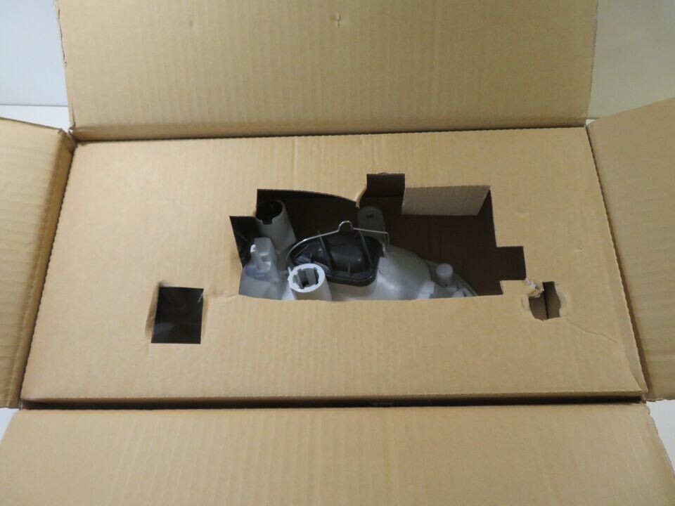 NS LH PASSENGER HEADLIGHT TYC 20-5008-B5-2B FOR NISSAN PRIMERA 1996-1999 #LMS2