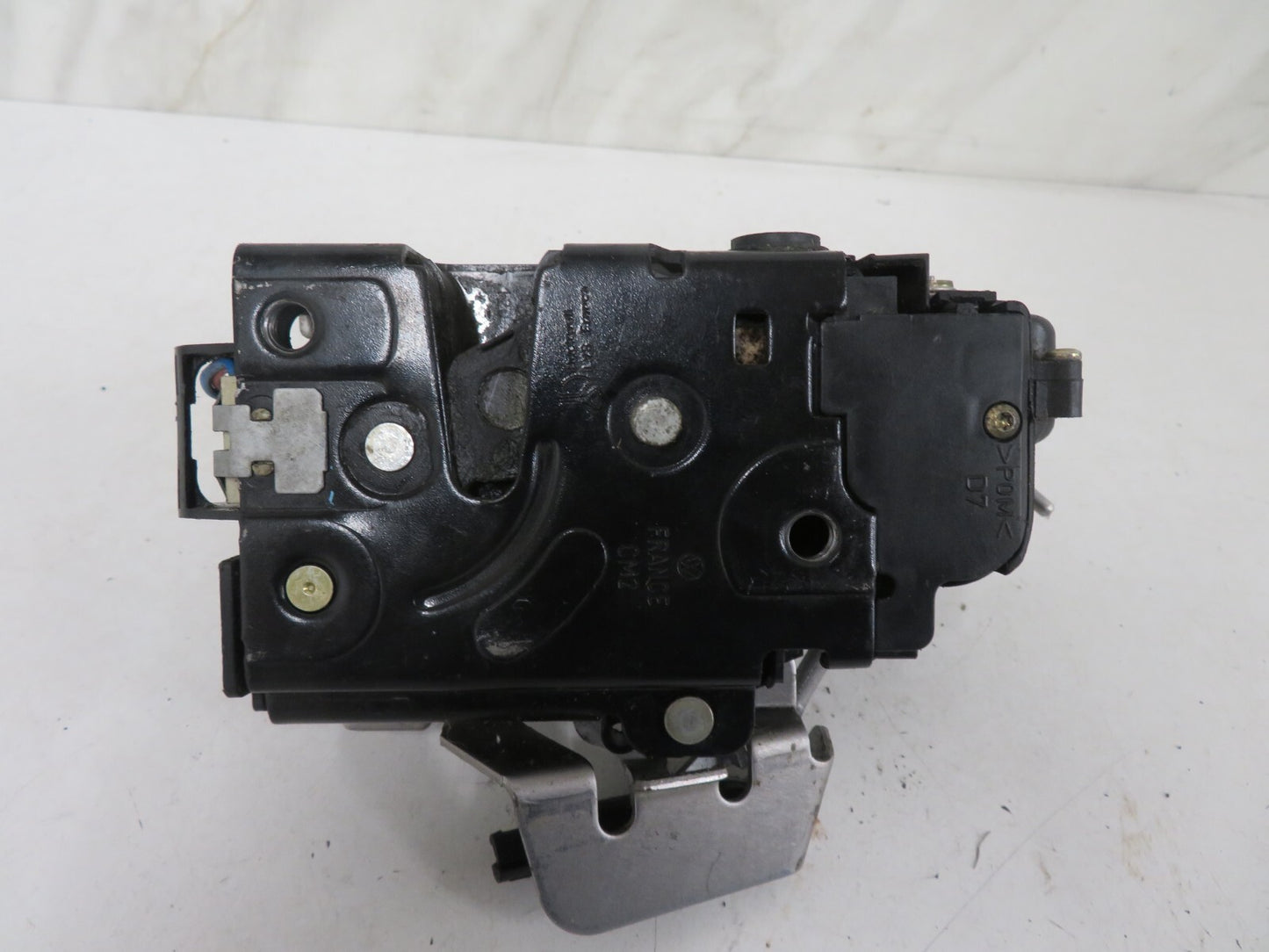 AUDI A6 ALL ROAD 1998-2003 OSR REAR DOOR LOCK CATCH 4B0839016G MIX1411-5