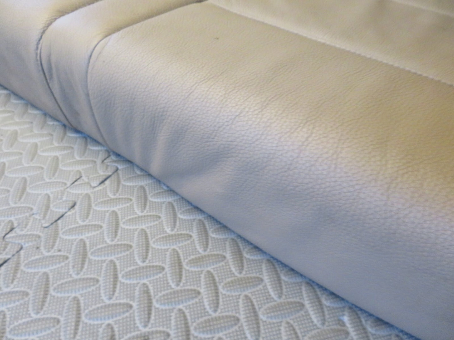 BMW X5 E53 REAR LEATHER SEAT BASE BEIGE CREAM 2000-2006