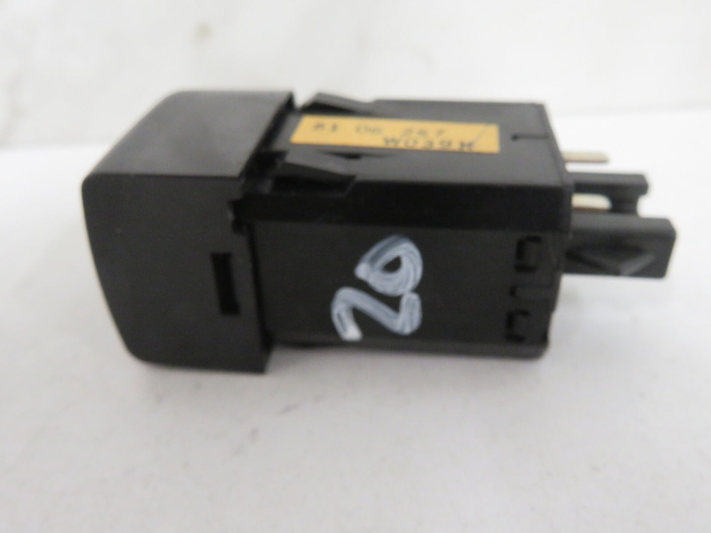 SAAB 93 9-3 HEADLIGHT LEVEL SWITCH 5106257 1998-2002 SB20