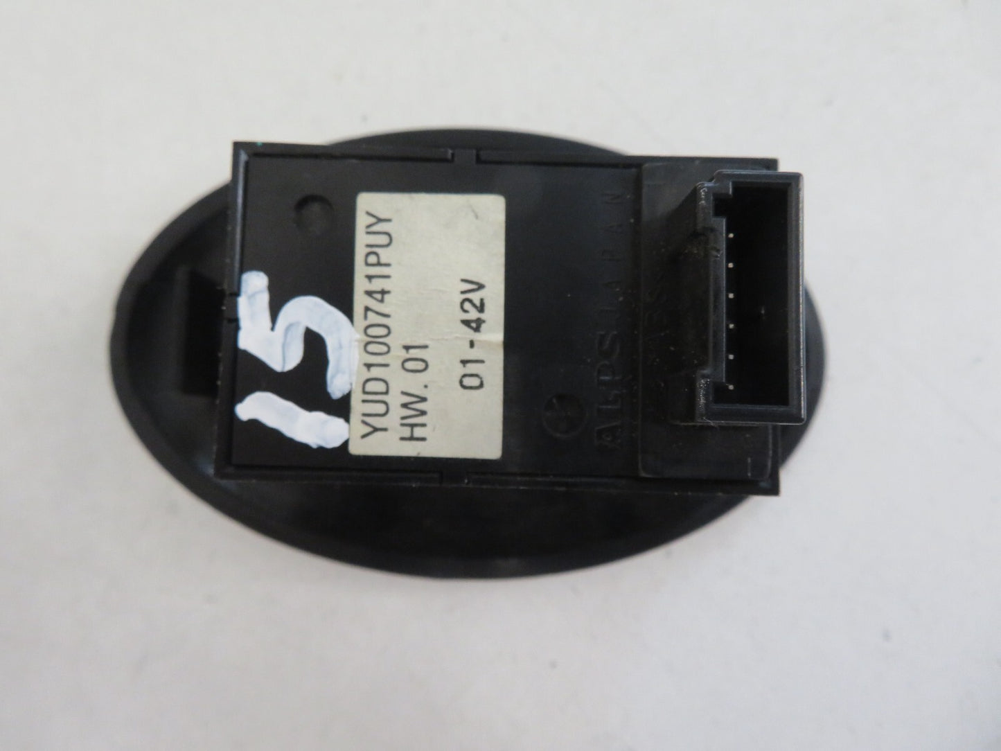 ROVER 75 REAR WINDOW SWITCH YUD100741 1999-2005 MIXA1540-15