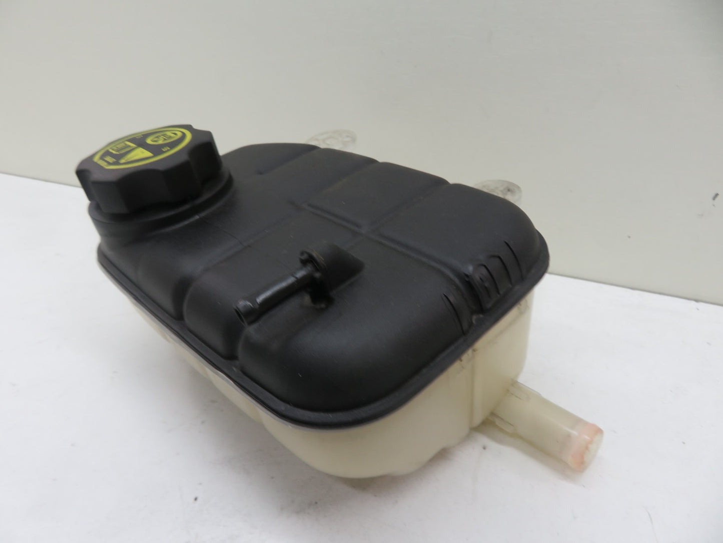 VAUXHALL MOKKA ANTIFREEZE HEADER TANK 95201979 2012-2016 1147-10