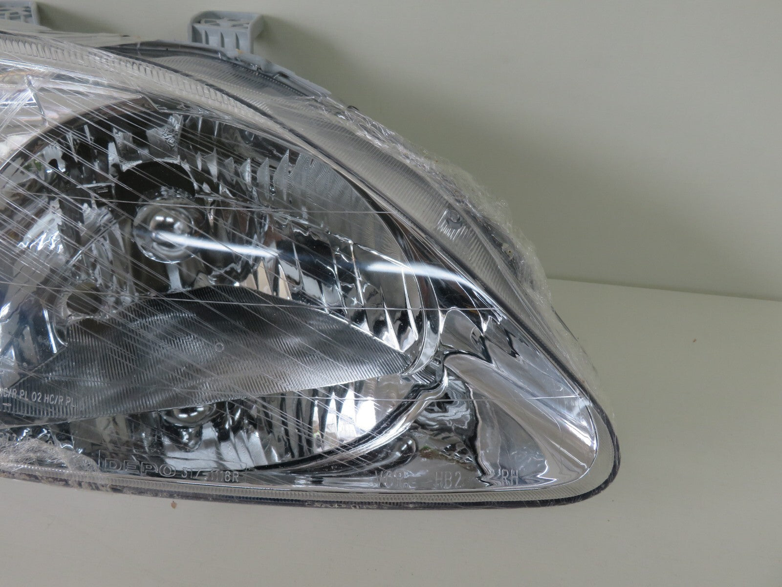 OS RH DRIVER HEADLIGHT DEPO 217-1131R-RD-EM FOR HONDA CIVIC 1998-2001 RMS