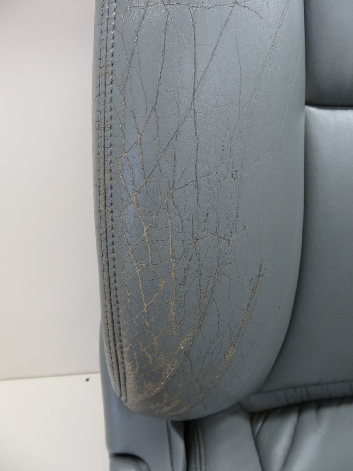 TOYOTA LEXUS SOARER SC400 FRONT GREY LEATHER SEATS PAIR (SEE PHOTOS)  1991-1999