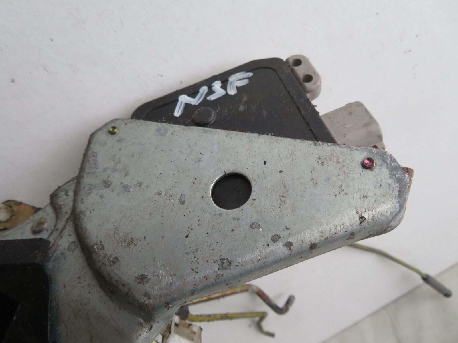 SUZUKI JIMNY NSF DOOR LOCK CATCH 1998-2004 AMS1004-8