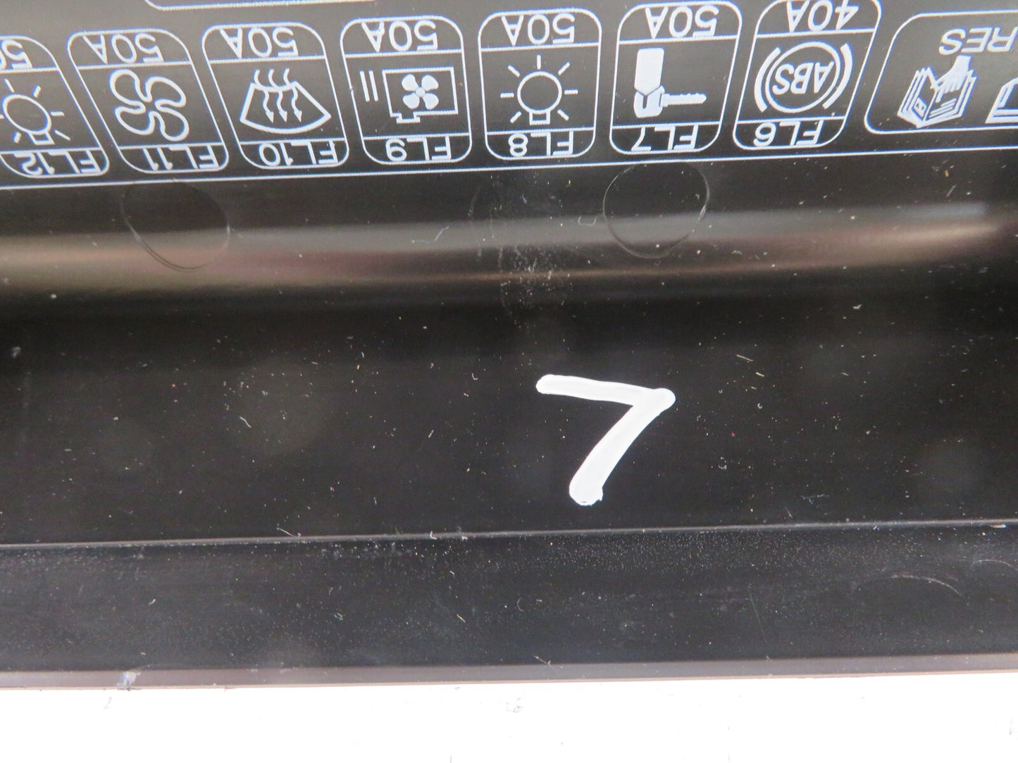 BMW MINI COOPER R52 ENGINE BAY FUSE BOX COVER 2004-2006 A2018-7