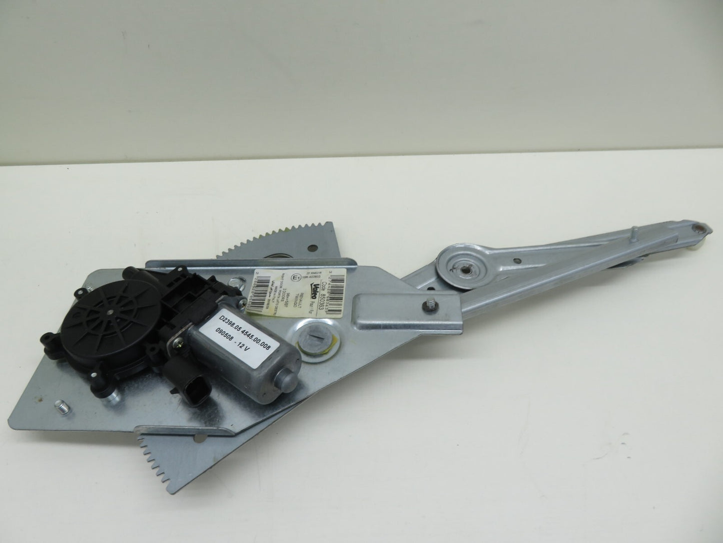 OS DRIVER DOOR WINDOW REGULATOR MOTOR FOR RENAULT TWINGO 1996-2007 VALEO 850363