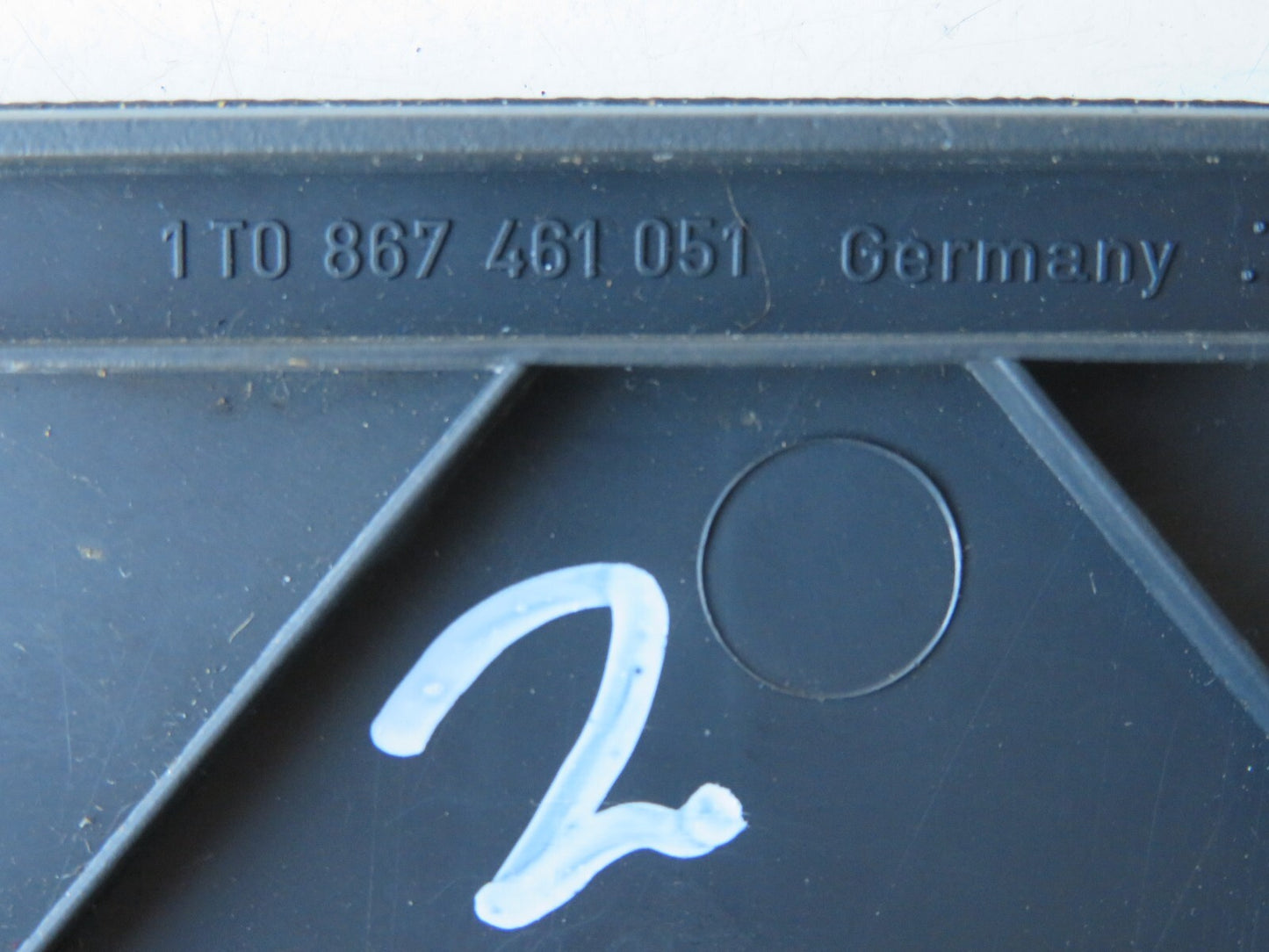 VOLKSWAGEN VW TOURAN NSR BOOT ACCESS COVER 1T0867461051 2003-2008 AMS1505-2