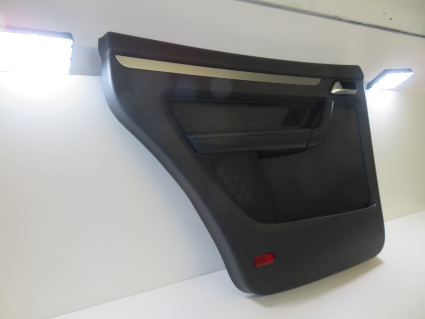 VOLKSWAGEN VW TOURAN NSR PASSENGER REAR DOOR CARD 1T0867211 2003-2010