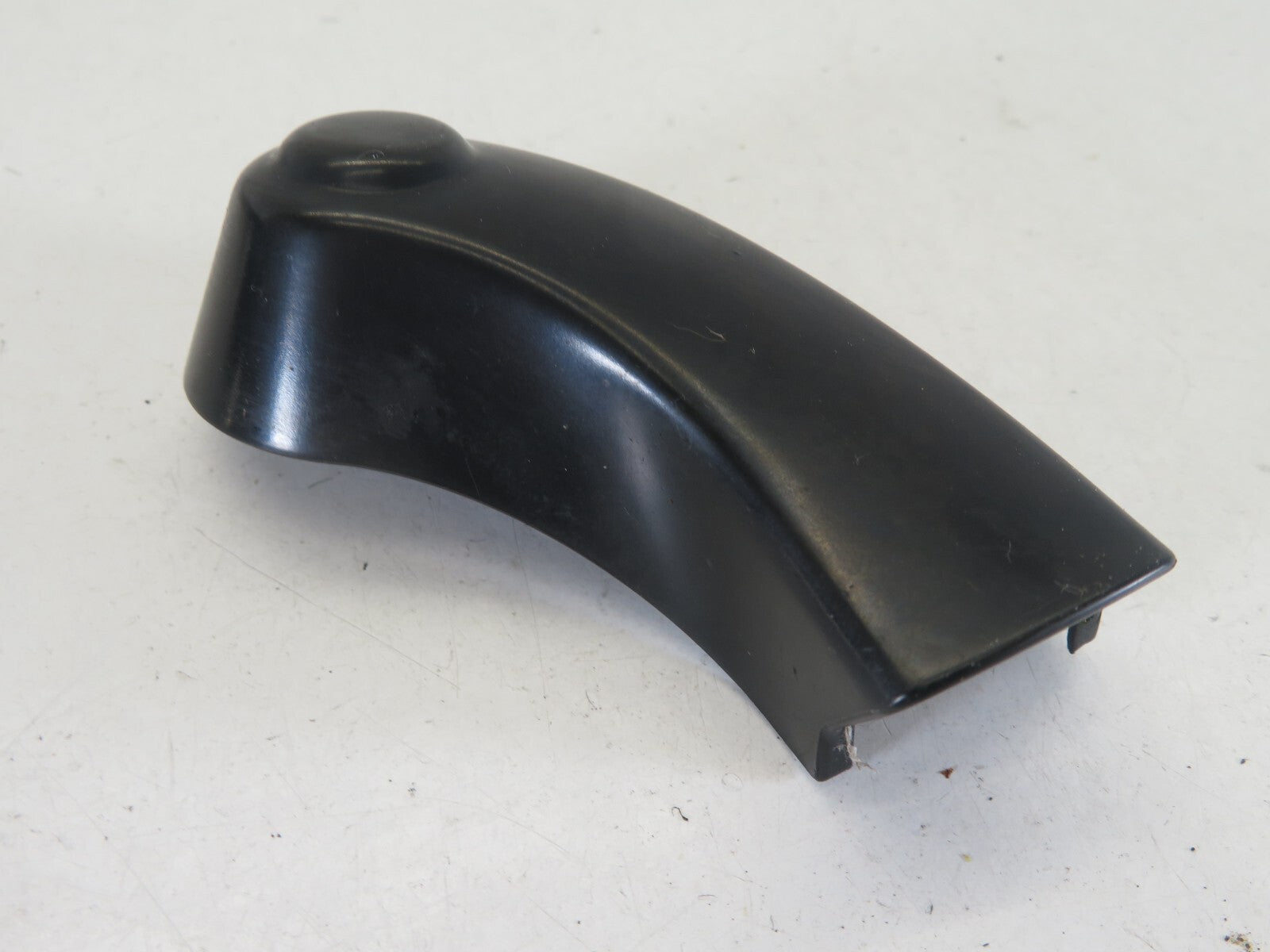 BMW MINI COOPER R52 FRONT WIPER ARM NUT COVER TRIM 80005617 2004-2006 A2018-25