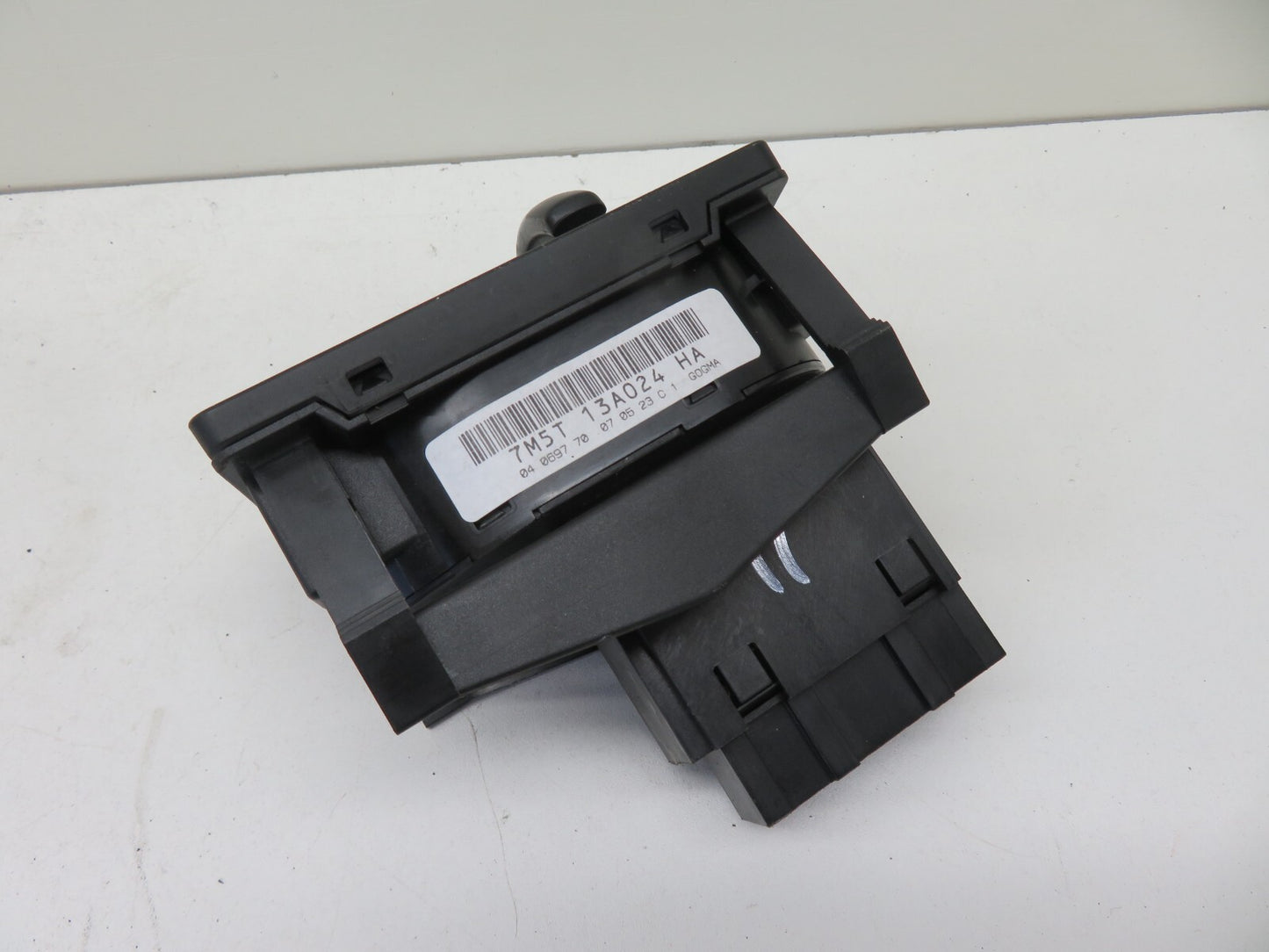FORD FOCUS ST 225 HEADLIGHT SWITCH 7M5T-13A024-HA 2006-2010 1232-11