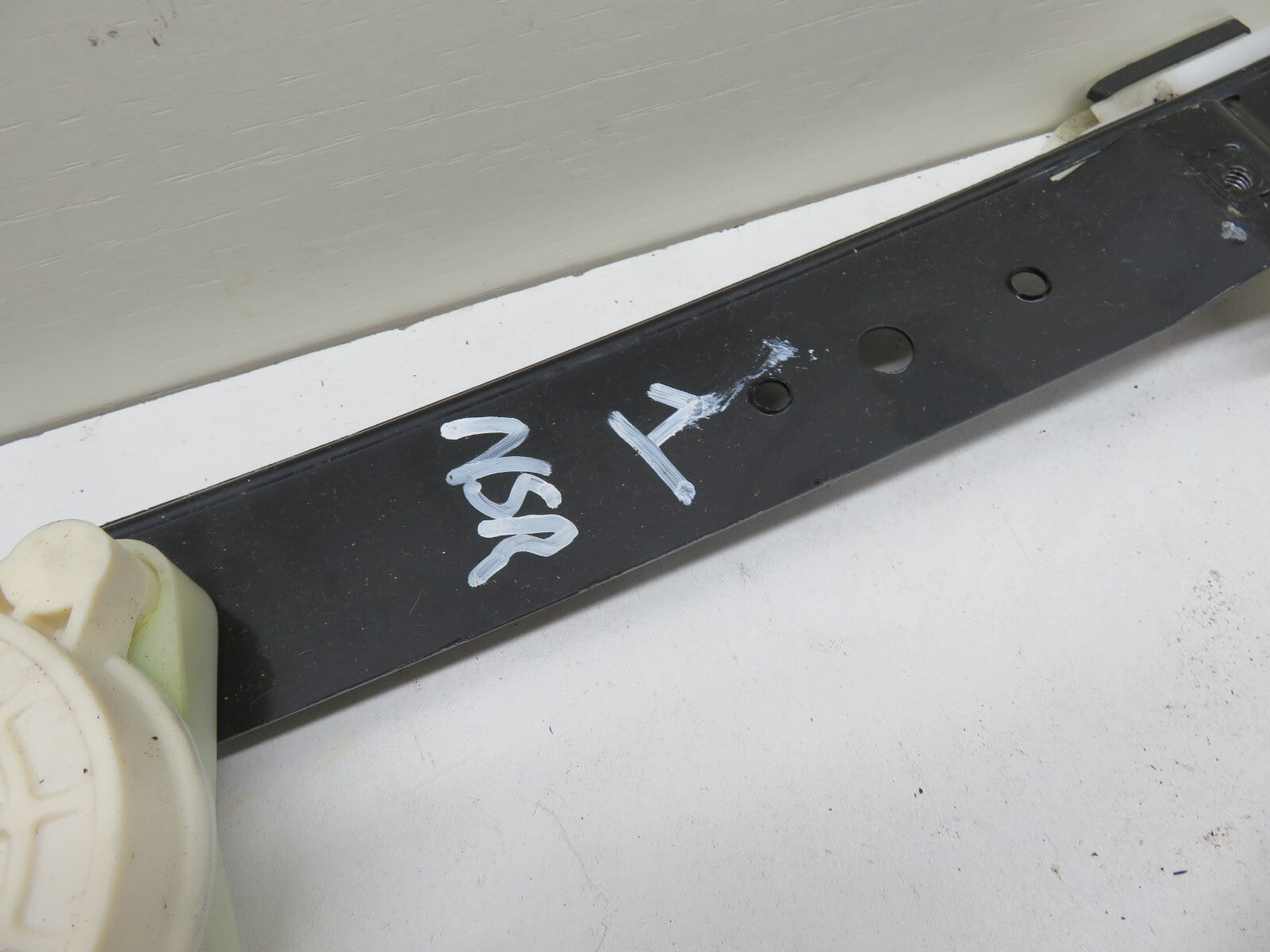 FORD SMAX NSR LEFT REAR WINDOW REGULATOR MOTOR 2006-2014 2130-1