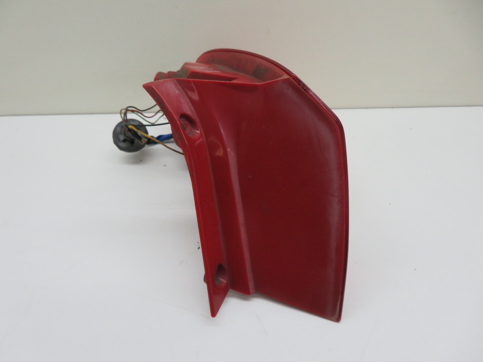 CHEVROLET LACETTI OSR REAR DRIVER TAIL LIGHT OUTER 2004-2010 1434-1