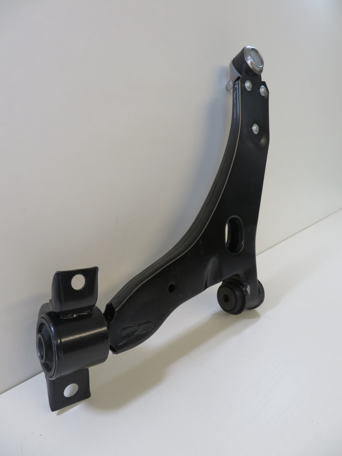 OS DRIVER RIGHT LOWER CONTROL ARM FOR FORD FOCUS MK1 1998-2004 TC871 DELPHI