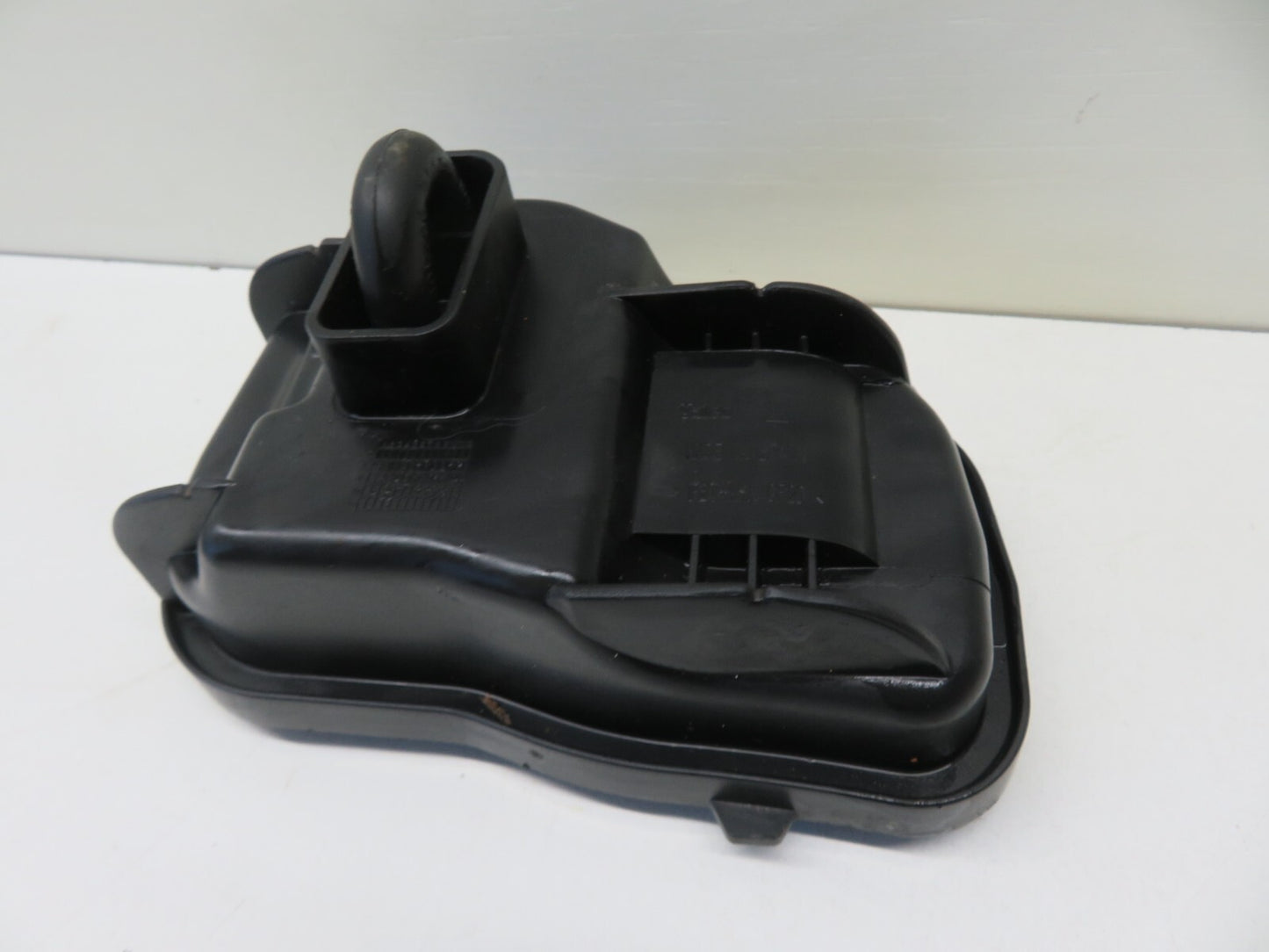 PORSCHE CAYENNE 955 NS PASSENGER HEADLIGHT BULB COVER TRIM  2003-2006 1804-4