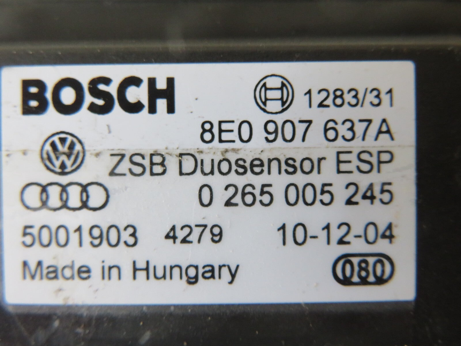 VOLKSWAGEN VW PASSAT B5.5 YAW SENSOR 8E0907637A 01-05 AMS1348