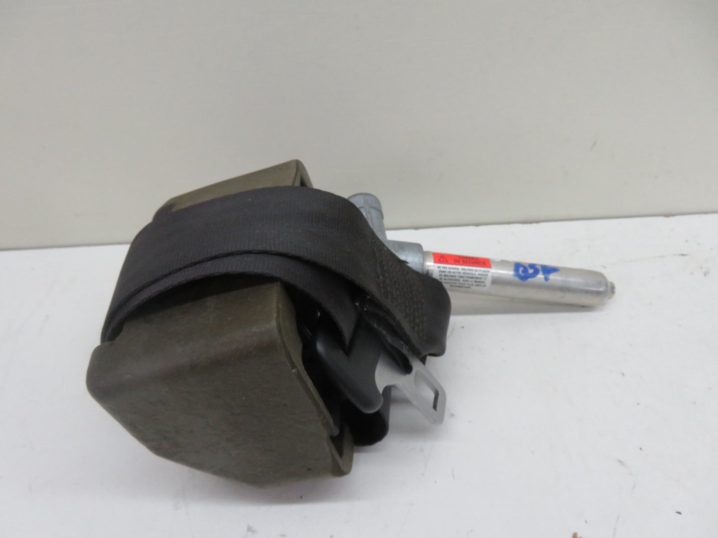 VOLVO V50 OSR RIGHT REAR SEAT BELT 8665537 2004-2008 HN54-5