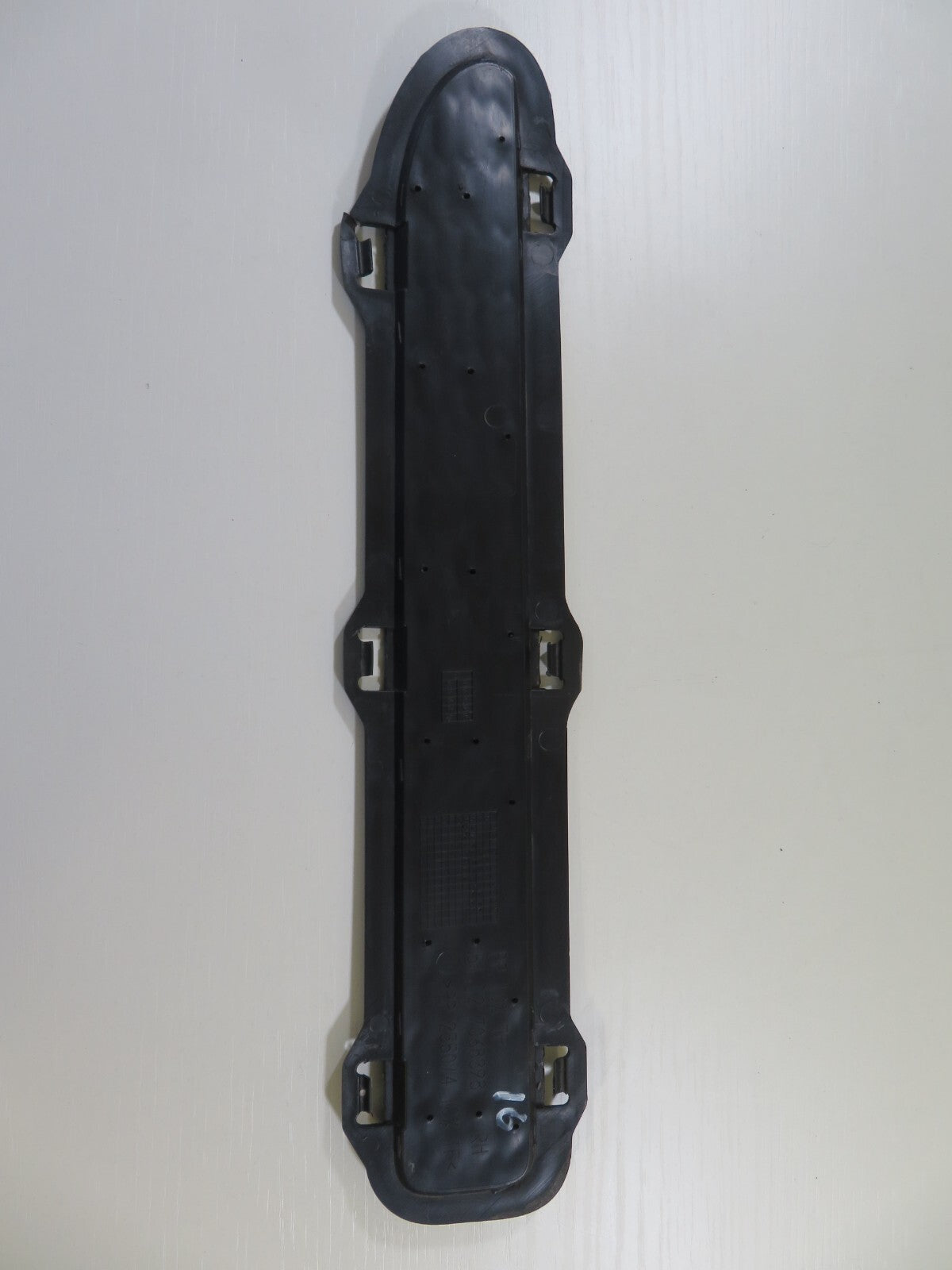 BMW MINI COOPER R50 R53 REAR BUMPER GRILL TRIM 7068398 2004-2006 1927-16