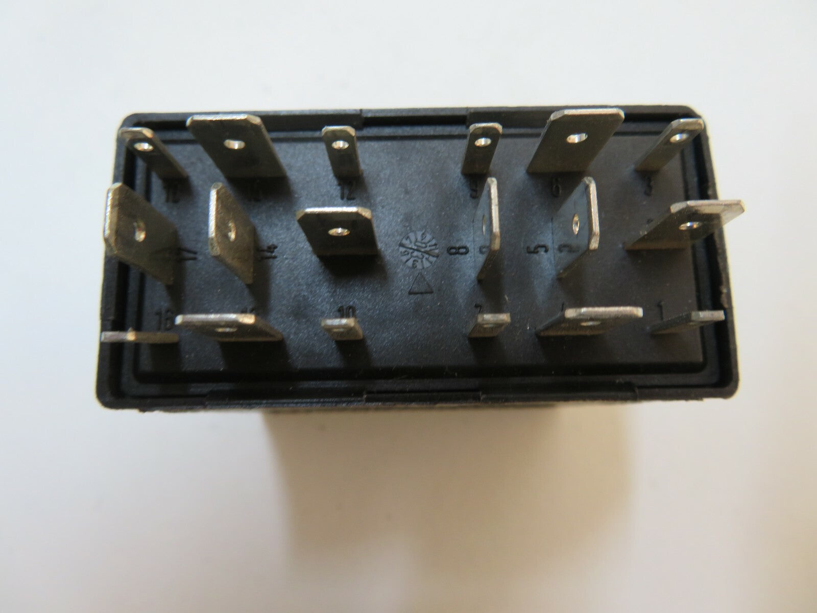 AUDI A6 C5 ALL ROAD HEADLIGHT RELAY 4B0919471A 1998-2003 REFB5-2