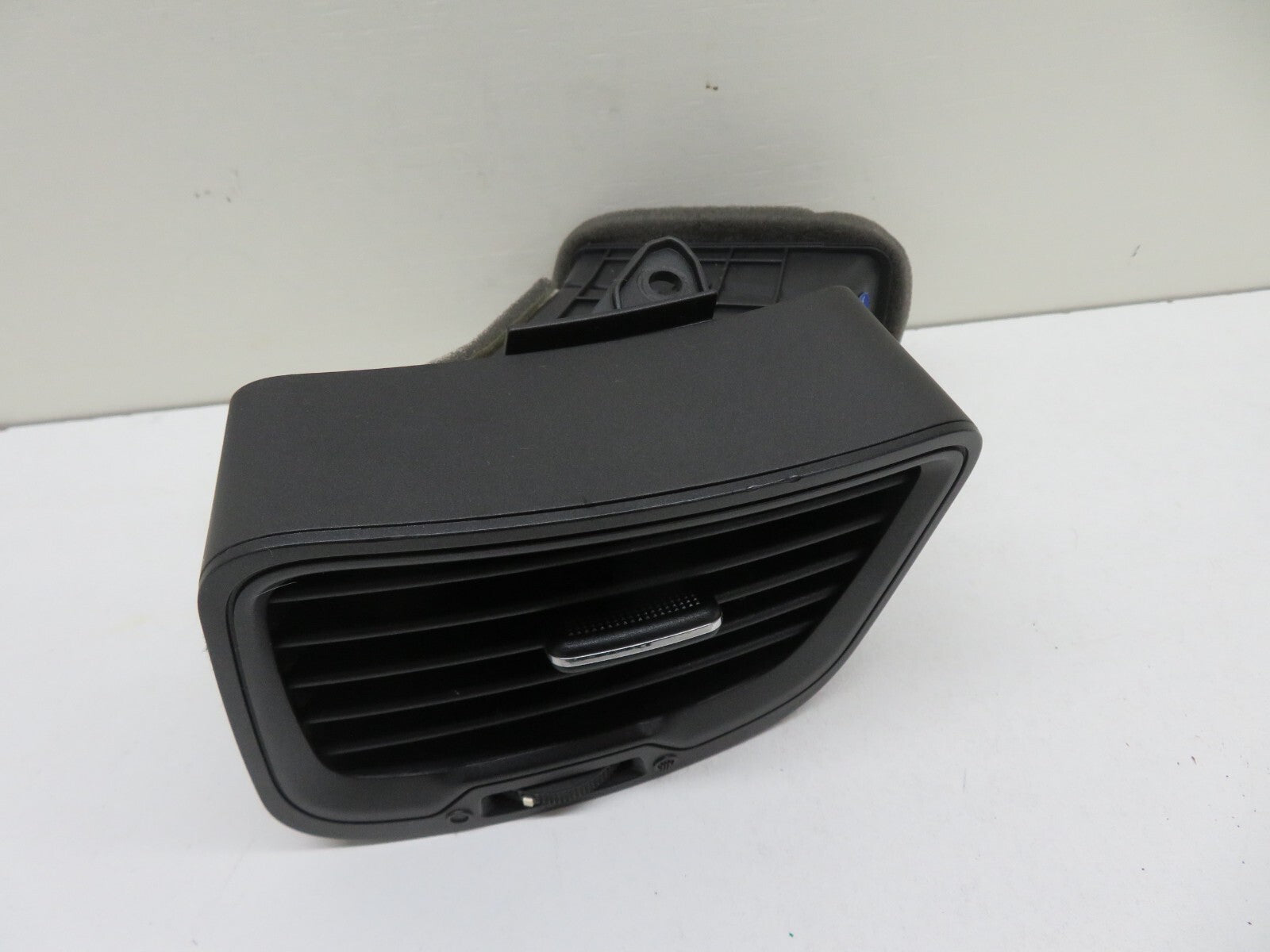 KIA RIO NS PASSENGER DASHBOARD AIR VENT 97480-1W000 2011-2014 #1247-4