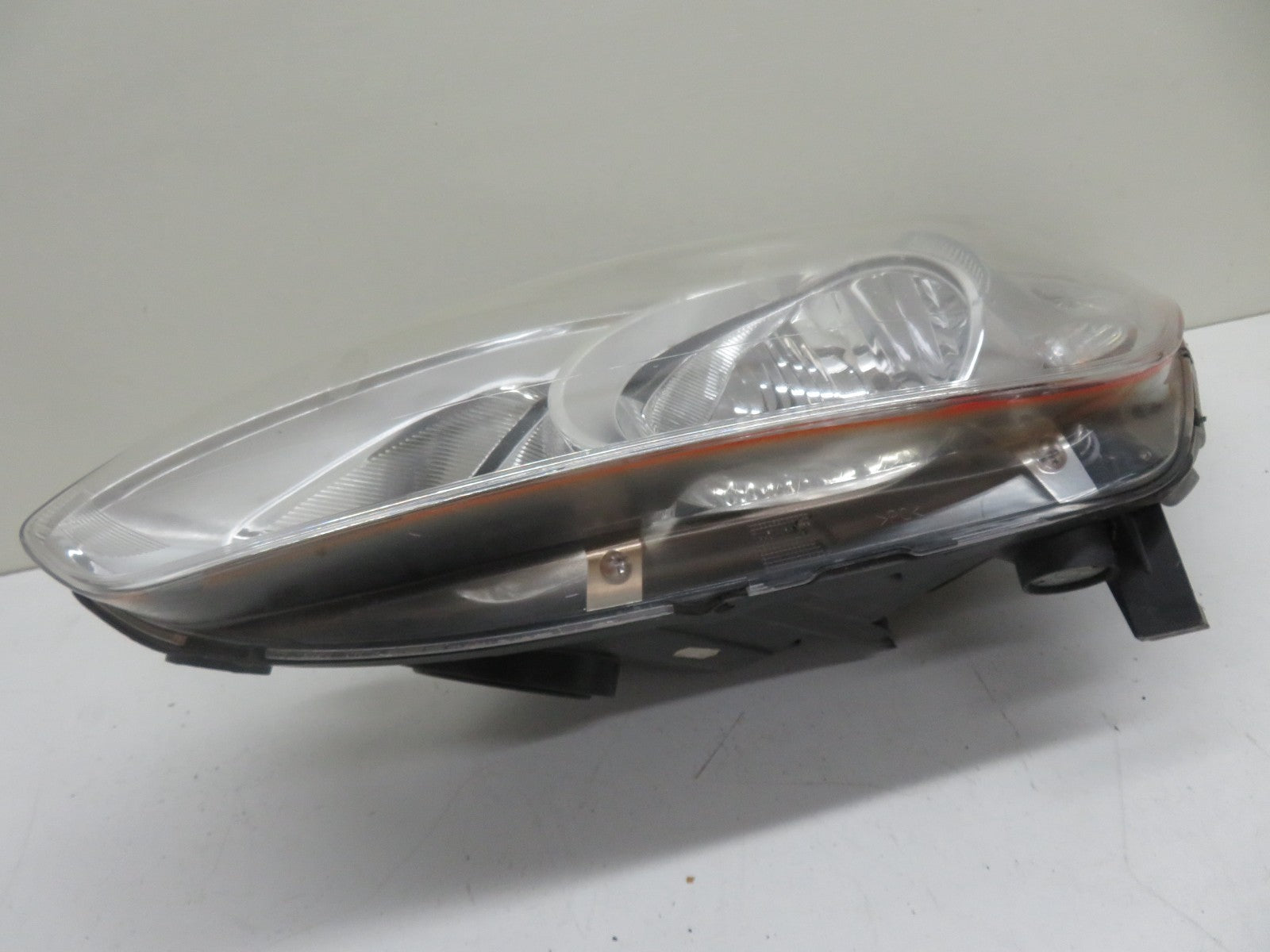 FORD C MAX NS FRONT PASSENGER HEADLIGHT AM51-13W030-BE (SEE PHOTOS) 2010-2015
