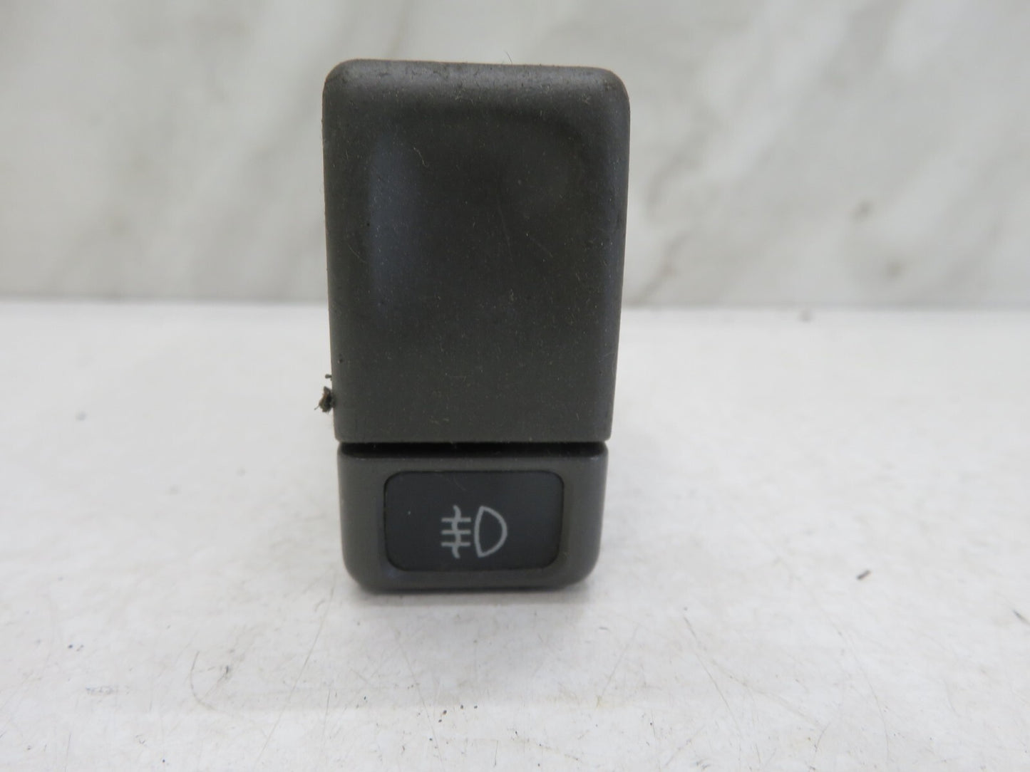 VOLVO V70 MK1 FOG LIGHT SWITCH 9148994 1996-2000 MIX1550-7