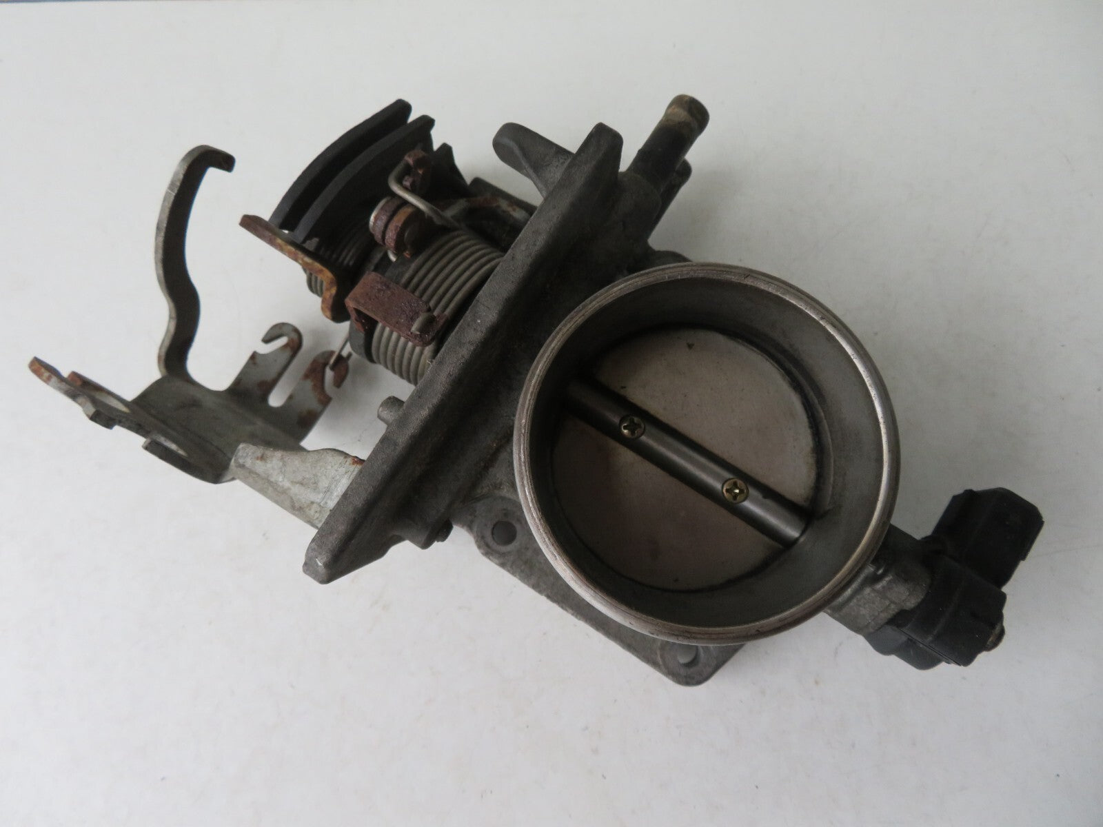 BMW E36 2.8 THROTTLE BODY INTAKE 1427174 1995-2001 MIX1332-9
