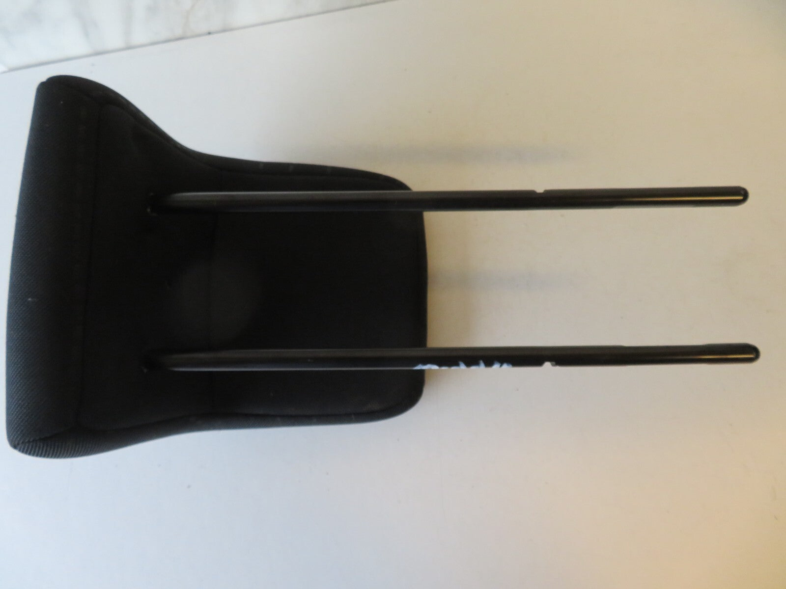 TOYOTA YARIS MK2 REAR MIDDLE CLOTH HEAD REST 2005-2011 AMS1445