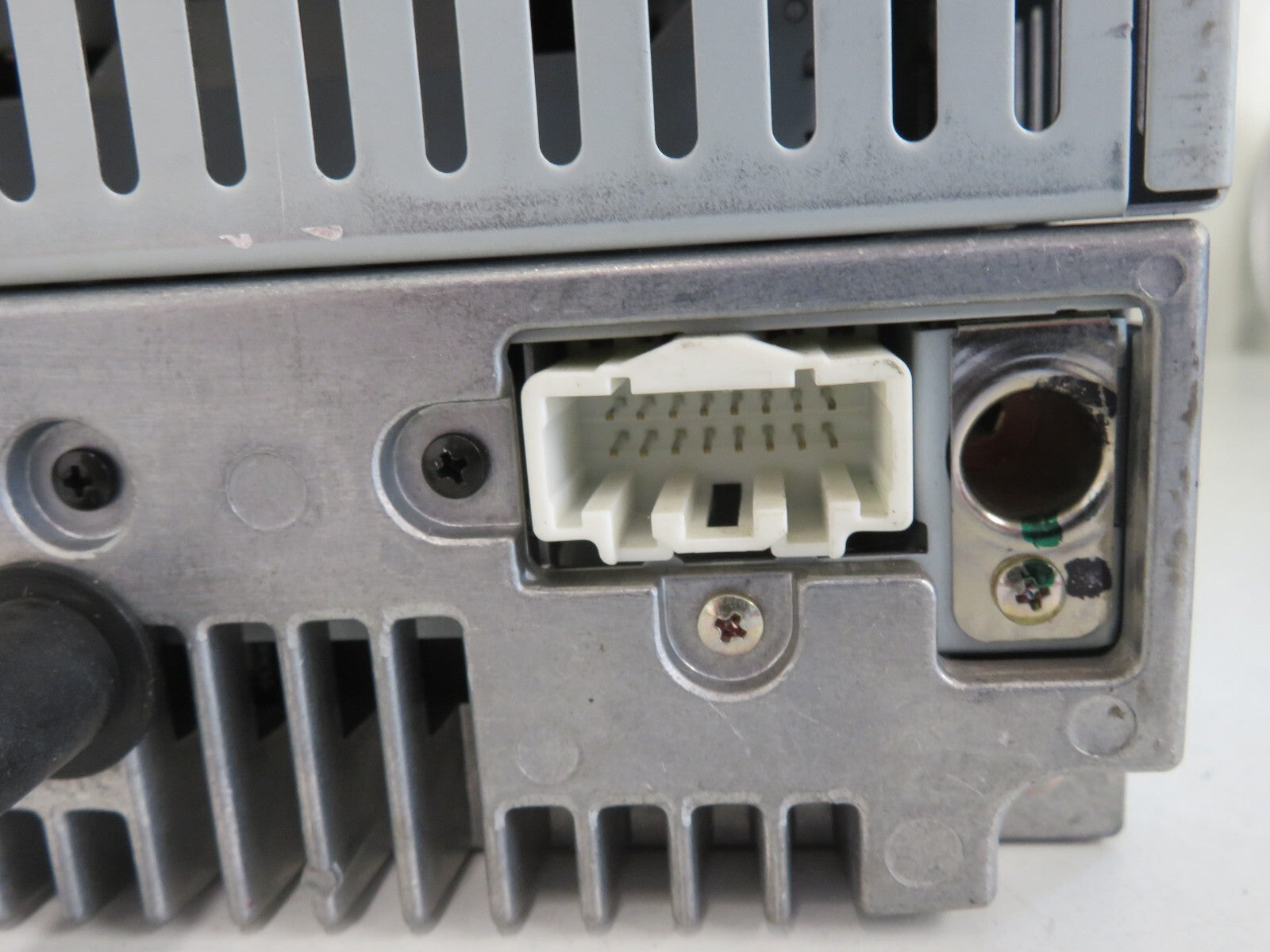 MAZDA MPV RADIO CD HEAD UNIT LD67669R0B 2000-2005 A1222-20