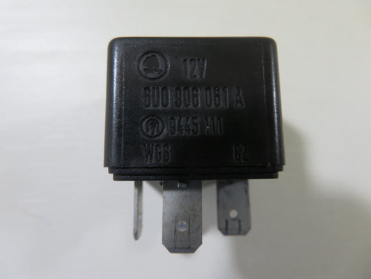 SKODA FABIA MK1 447 6U0906061A RELAY 2000-2004 1634-8