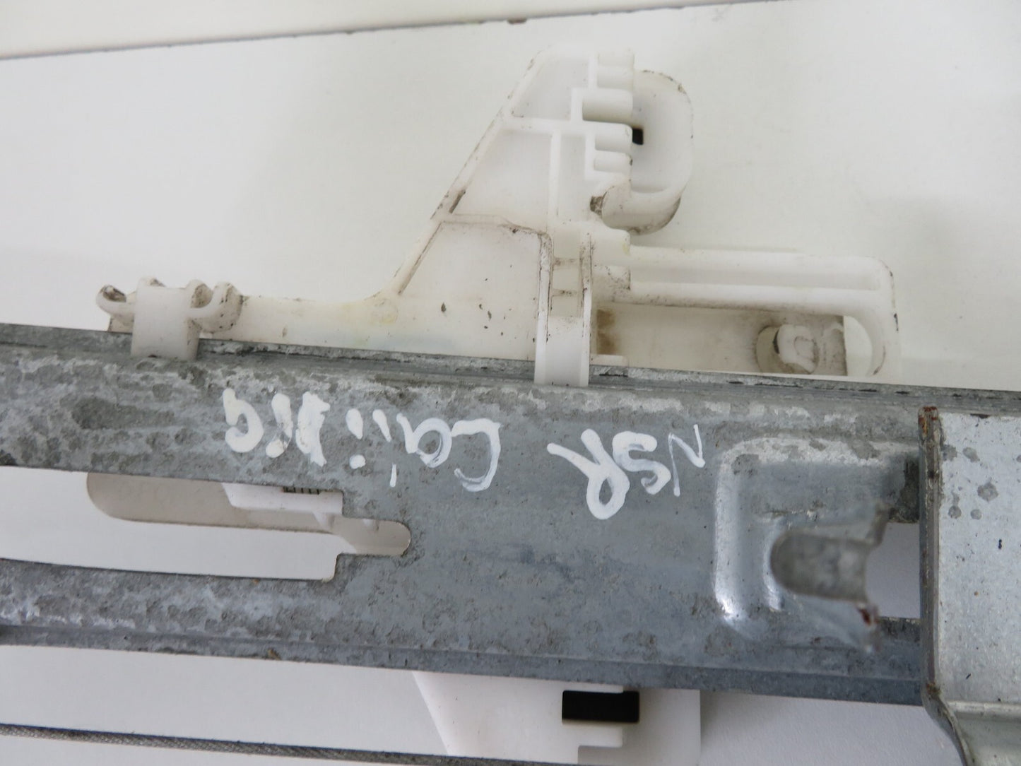 DODGE CALIBER NSR LEFT REAR WINDOW REGULATOR 05074233AA-D 2007-2012