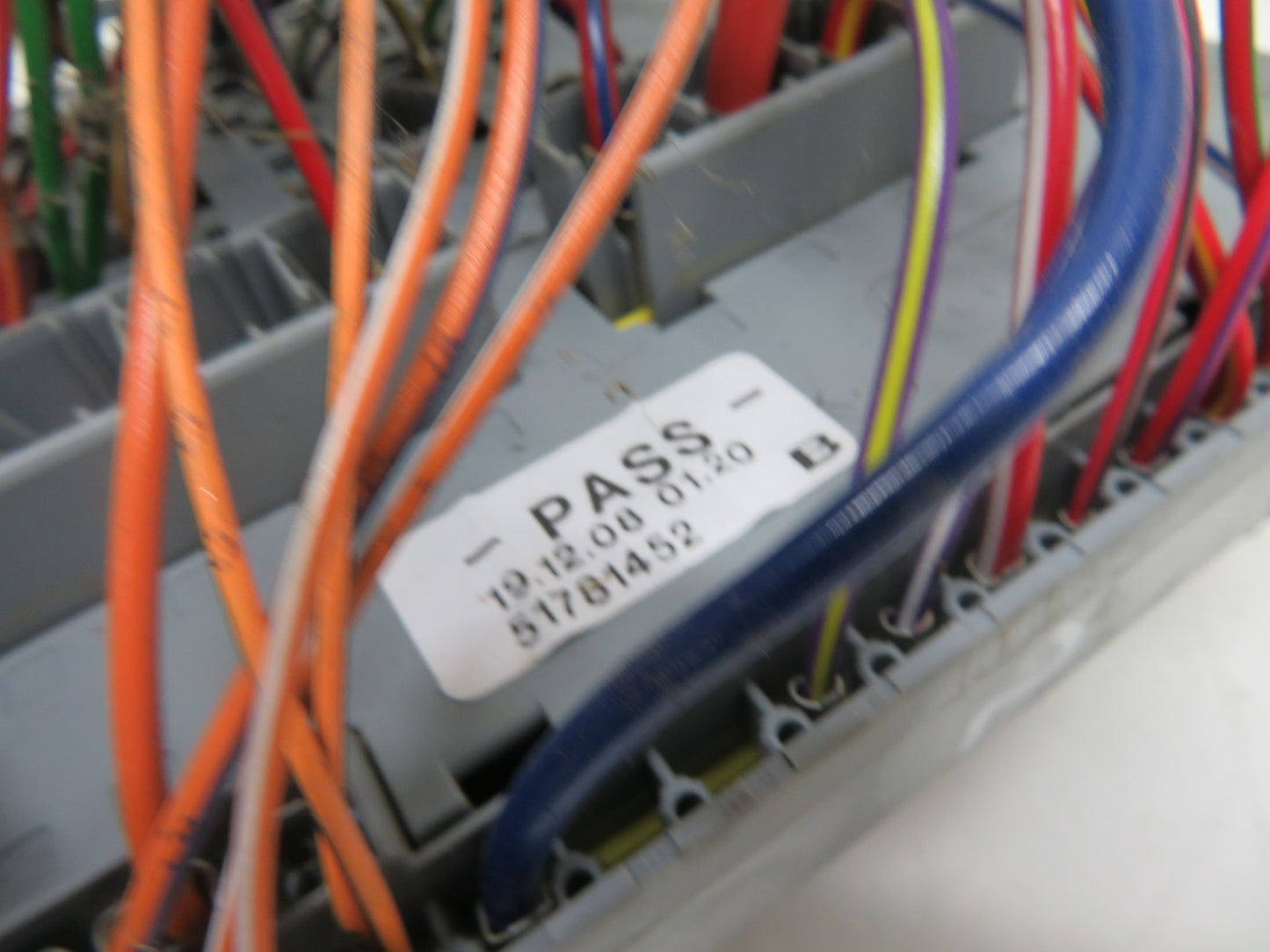 FIAT 500 ENGINE BAY FUSE BOX 51781452 2007-2012 1854-11