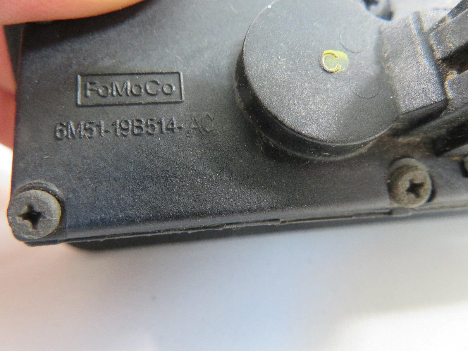 FORD C MAX BOOT RELEASE HANDLE SWITCH 6M51-19B514-AC 2006-2010 1532-15